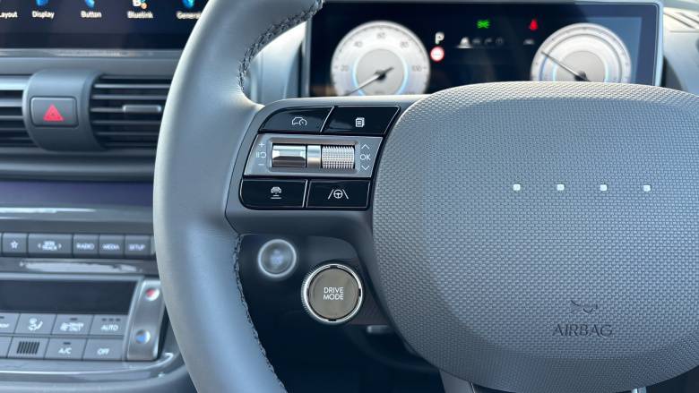 Hyundai INSTER 85kW Cross 49kWh 5dr Auto Electric Hatchback